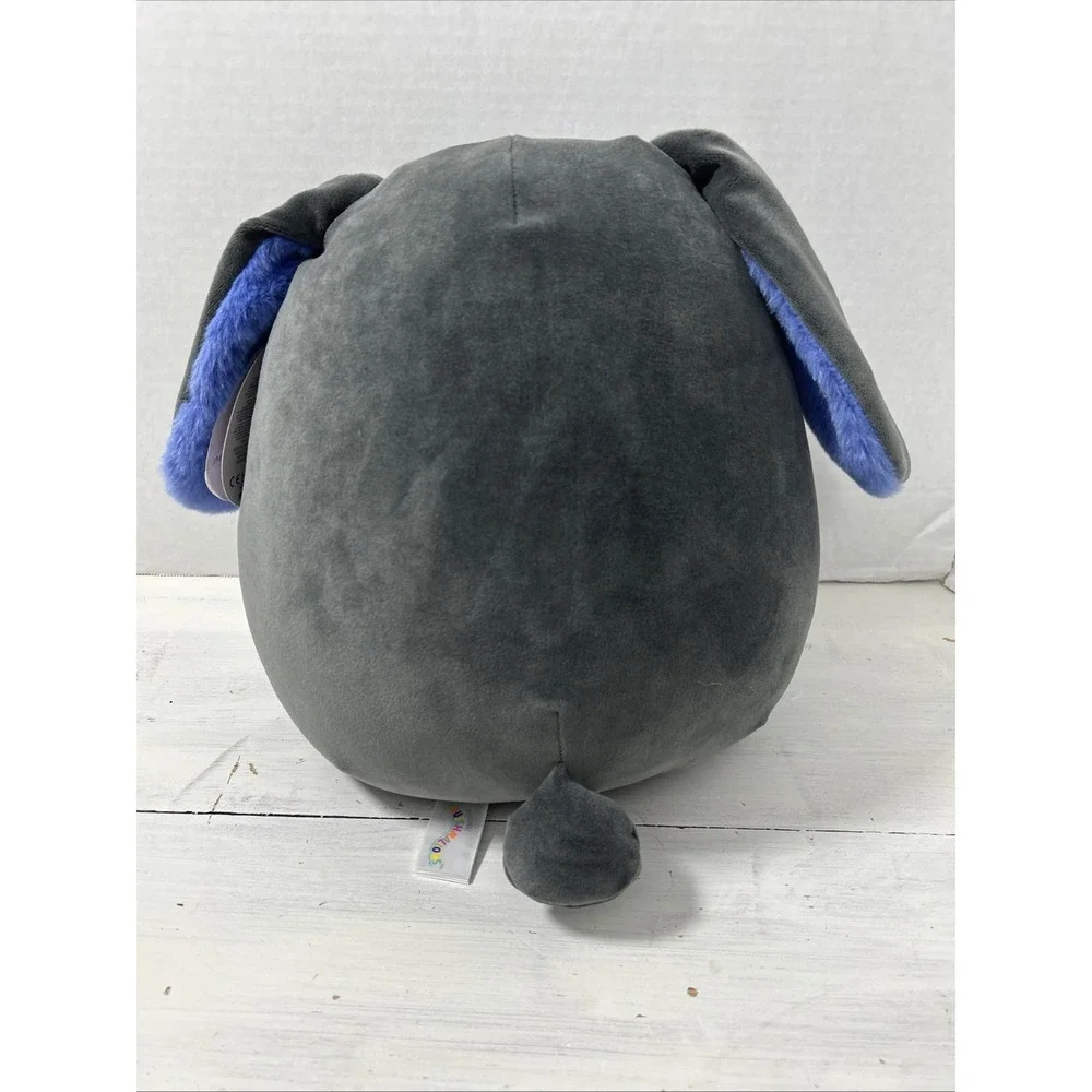 Devlin the Bunny 11